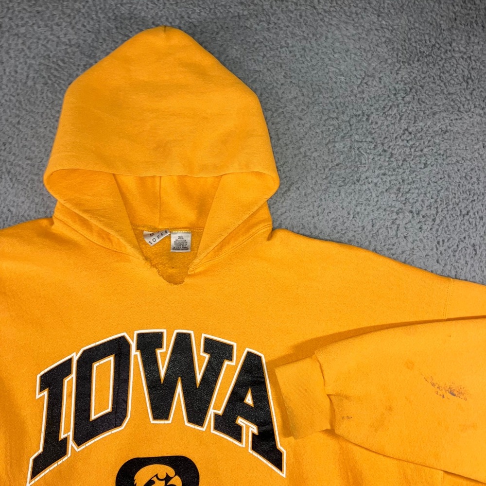 Soffe‎ Iowa Hawkeyes Hoodie Men 2XL Gold Pullover NCAA Sweatshirt Gameday y2k